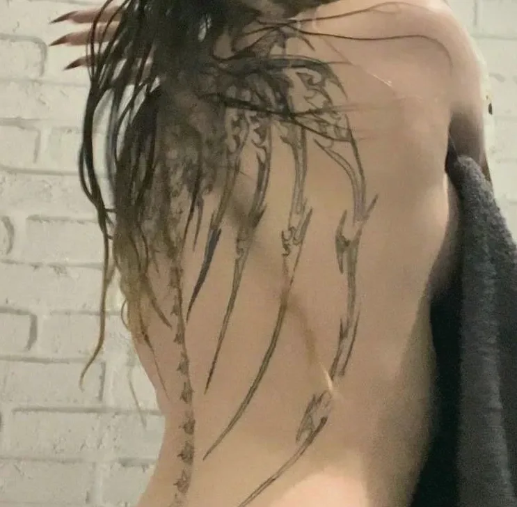 Abigail, 21